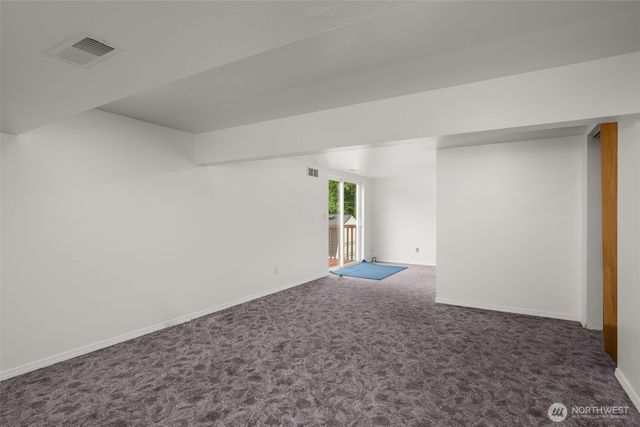 28713 207th Avenue SE, Kent, WA 98042