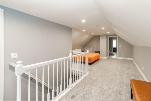 7086 Shawnee Run Road, Madeira, OH 45243