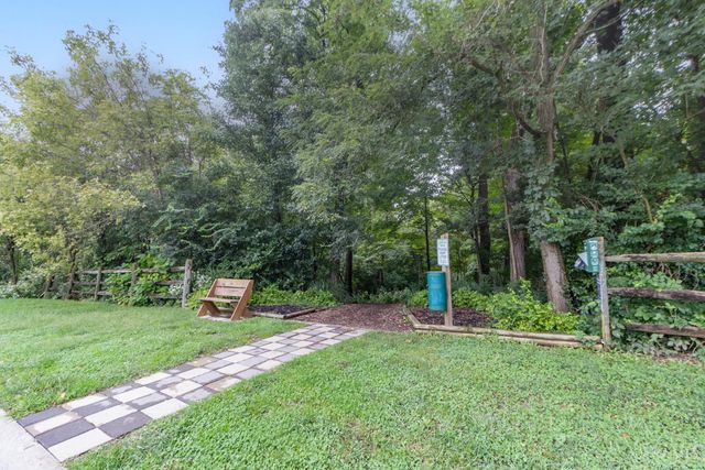 7086 Shawnee Run Road, Madeira, OH 45243