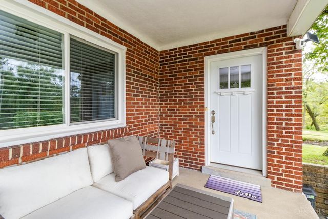 7086 Shawnee Run Road, Madeira, OH 45243
