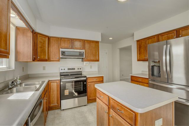 10725 Kelsey Drive, Independence, KY 41051