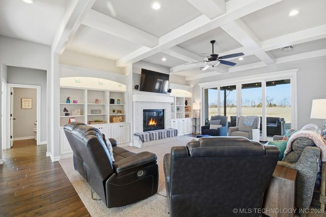 7657 E 166th Street N, Collinsville, OK 74021