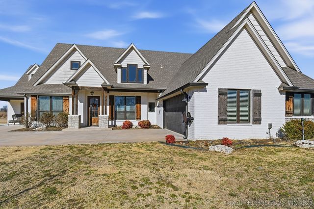 7657 E 166th Street N, Collinsville, OK 74021