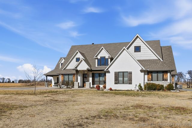 7657 E 166th Street N, Collinsville, OK 74021