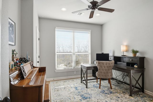 7657 E 166th Street N, Collinsville, OK 74021