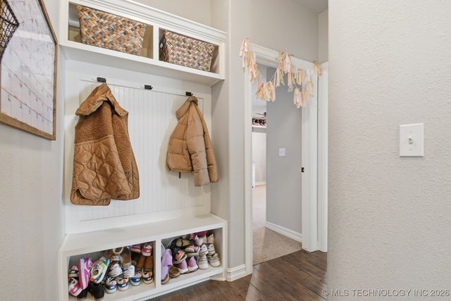 7657 E 166th Street N, Collinsville, OK 74021