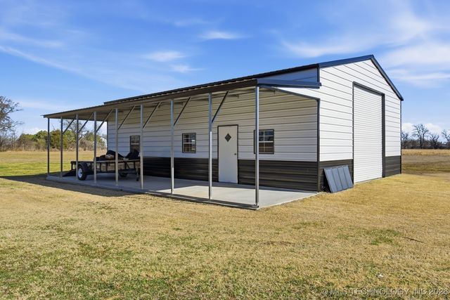 7657 E 166th Street N, Collinsville, OK 74021