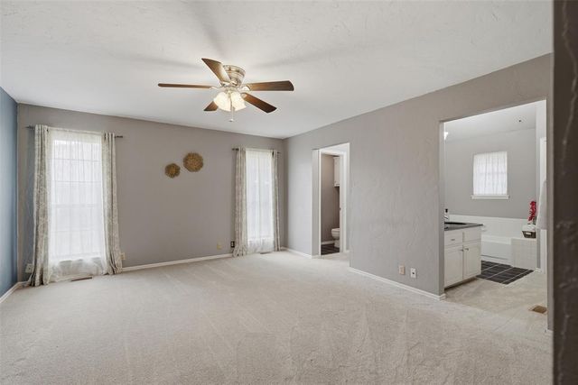 2201 Summer Way Lane, Edmond, OK 73013