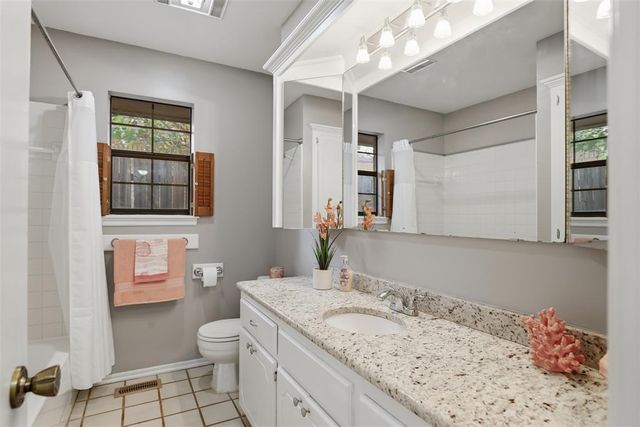 2201 Summer Way Lane, Edmond, OK 73013