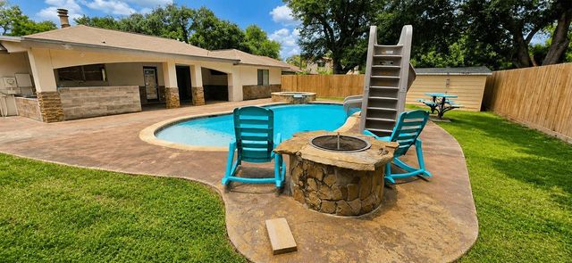 13914 Bonnington Drive, Houston, TX 77034