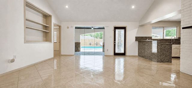 13914 Bonnington Drive, Houston, TX 77034