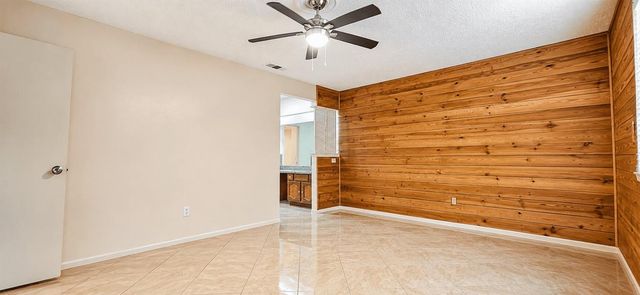 13914 Bonnington Drive, Houston, TX 77034