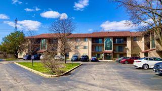 21W581 North Avenue 51, Lombard, IL 60148