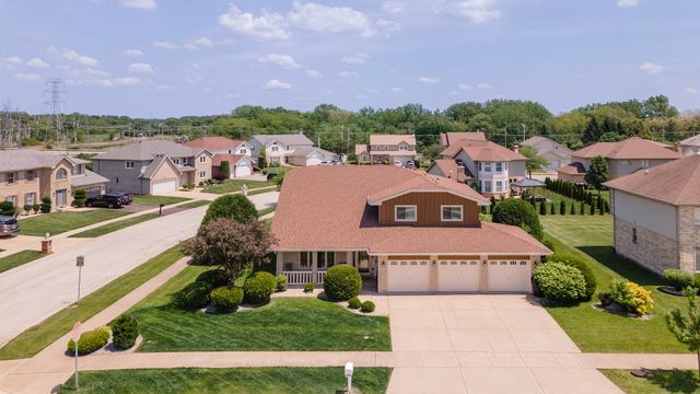 22021 Neptune Lane, Richton Park, IL 60471