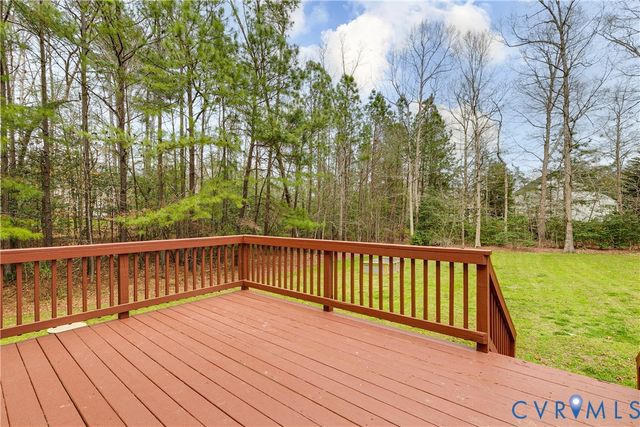 9371 Deerlake Dr, New Kent, VA 23124