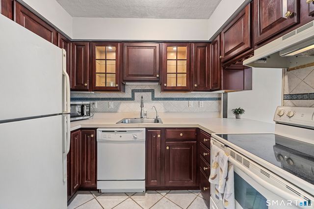 1535 East Putnam Avenue 307, Greenwich, CT 06870