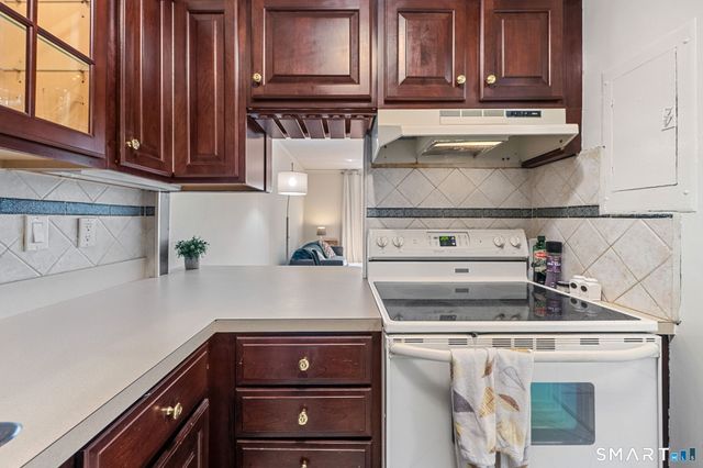 1535 East Putnam Avenue 307, Greenwich, CT 06870