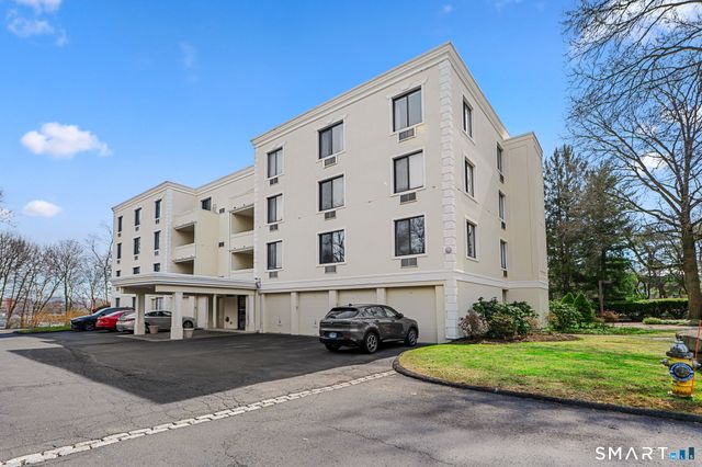 1535 East Putnam Avenue 307, Greenwich, CT 06870