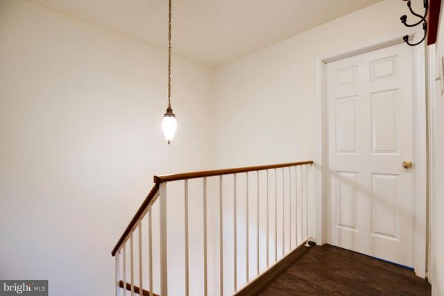 5772 CROWNLEIGH CT, Burke, VA 22015