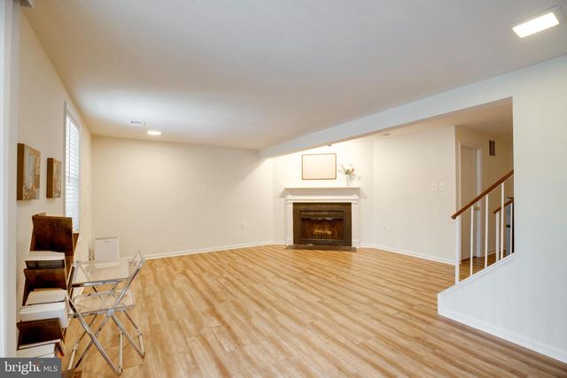 5772 CROWNLEIGH CT, Burke, VA 22015