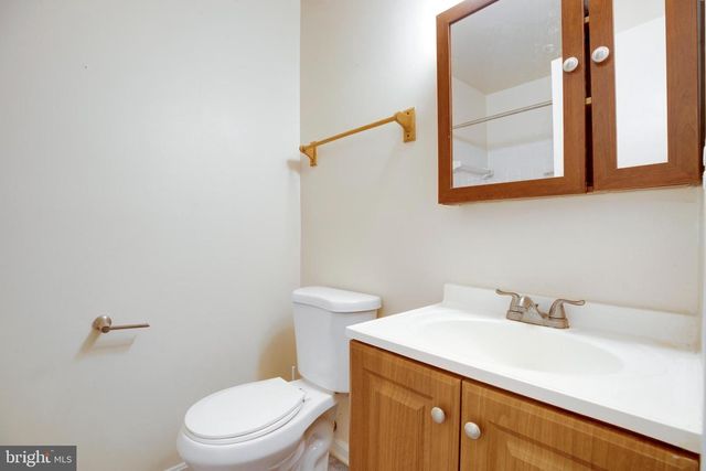 5772 CROWNLEIGH CT, Burke, VA 22015