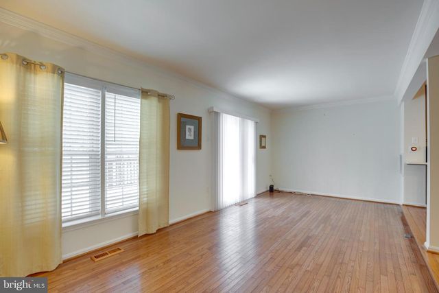 5772 CROWNLEIGH CT, Burke, VA 22015