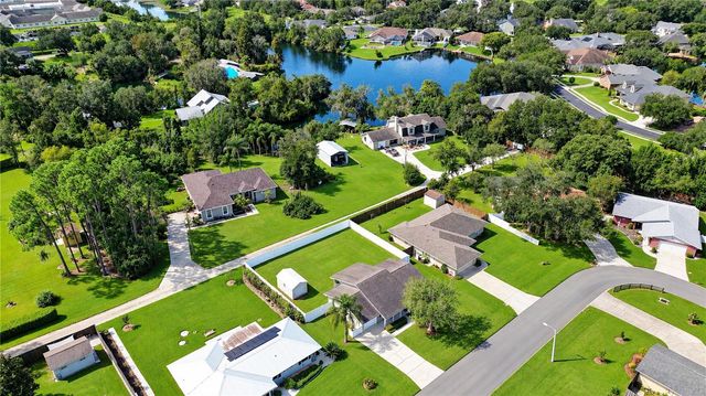 735 SCOTT LAKE VILLAGE S, Lakeland, FL 33813