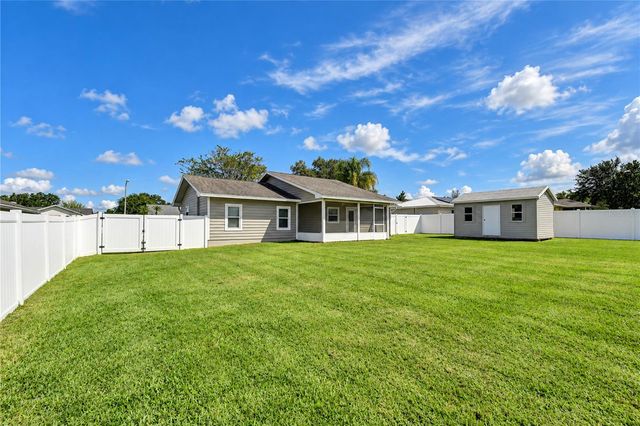 735 SCOTT LAKE VILLAGE S, Lakeland, FL 33813