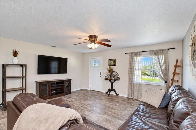 735 SCOTT LAKE VILLAGE S, Lakeland, FL 33813