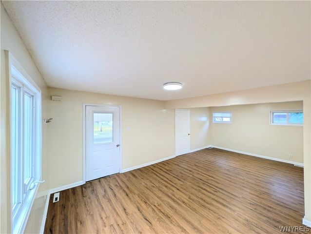 591 Longmeadow Road, Amherst, NY 14226