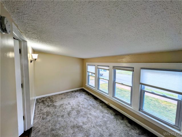 591 Longmeadow Road, Amherst, NY 14226