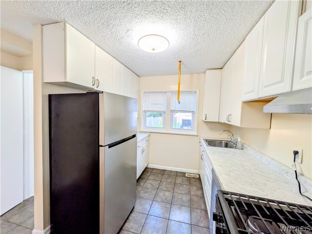 591 Longmeadow Road, Amherst, NY 14226