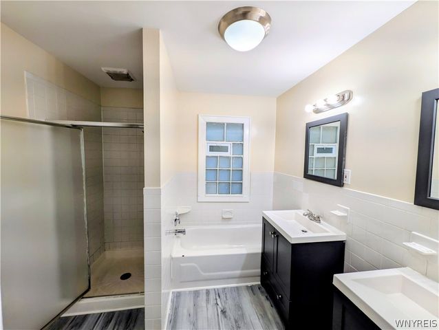 591 Longmeadow Road, Amherst, NY 14226