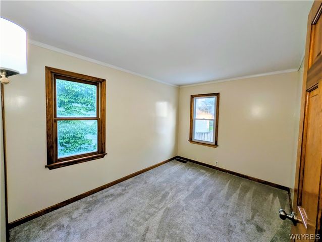 591 Longmeadow Road, Amherst, NY 14226
