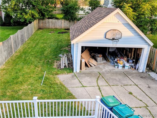 591 Longmeadow Road, Amherst, NY 14226