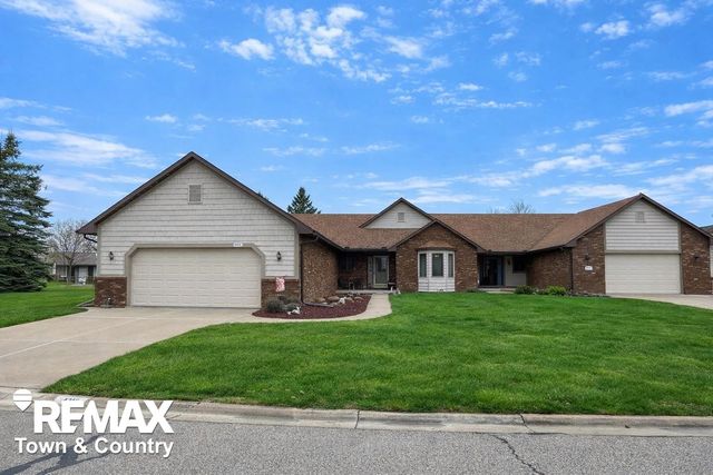 6112 Oak Creek Drive, Swartz Creek, MI 48473