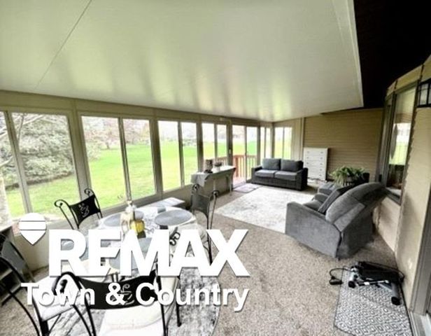 6112 Oak Creek Drive, Swartz Creek, MI 48473