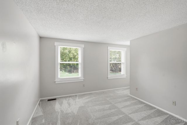 3282 South Cove Court, Deerfield Twp., OH 45039