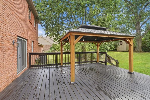 3282 South Cove Court, Deerfield Twp., OH 45039