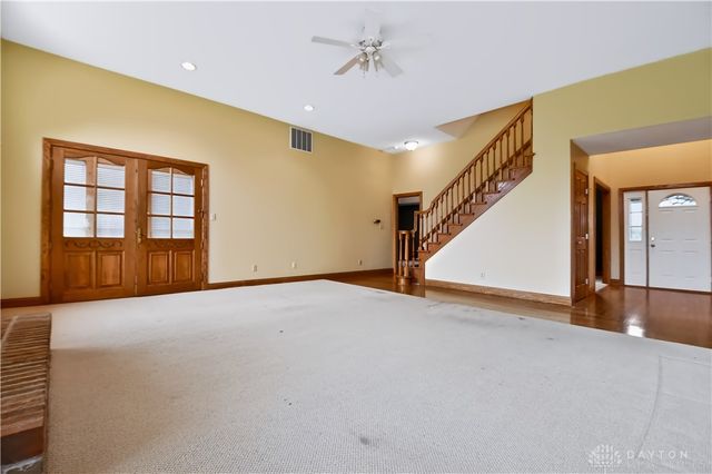 7051 Studebaker Road, Tipp City, OH 45371