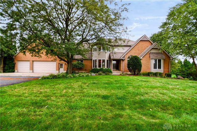 7051 Studebaker Road, Tipp City, OH 45371
