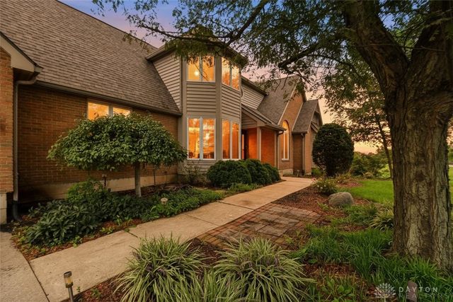 7051 Studebaker Road, Tipp City, OH 45371