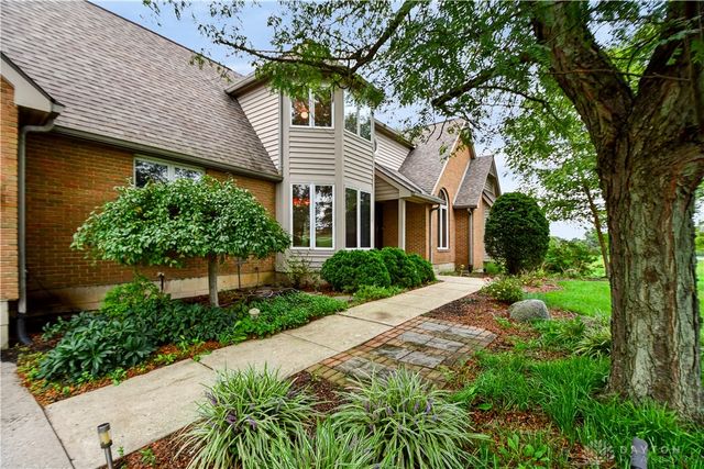 7051 Studebaker Road, Tipp City, OH 45371