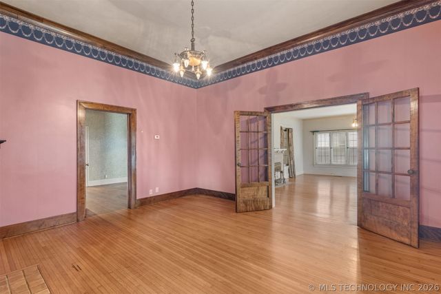 221 W Pecan Street, Coweta, OK 74429