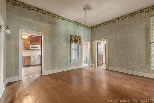 221 W Pecan Street, Coweta, OK 74429