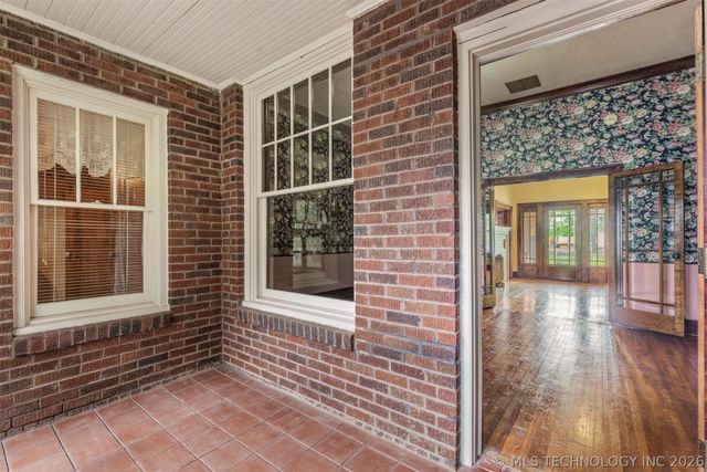 221 W Pecan Street, Coweta, OK 74429