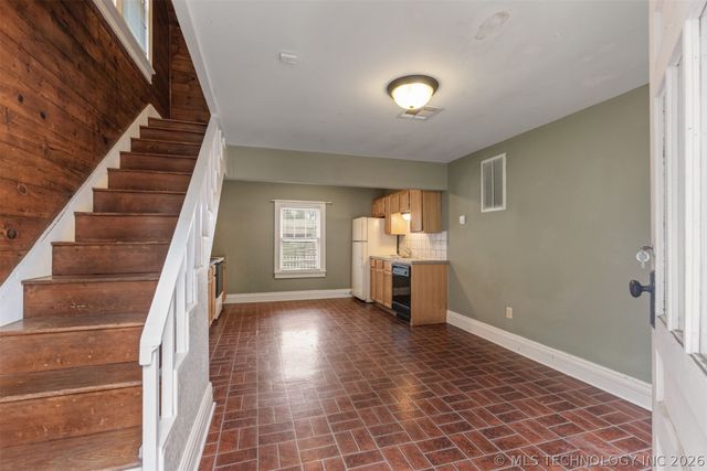 221 W Pecan Street, Coweta, OK 74429