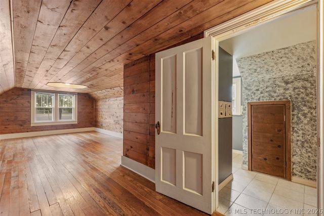 221 W Pecan Street, Coweta, OK 74429