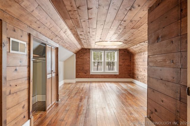 221 W Pecan Street, Coweta, OK 74429
