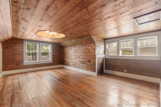 221 W Pecan Street, Coweta, OK 74429
